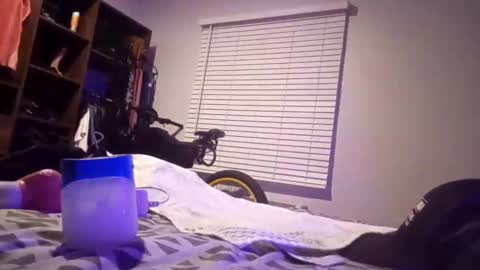 Snapshot of jaidenblake chatting on February 6, 9:43 am jaidenblake online show from February 6, 9:43 am