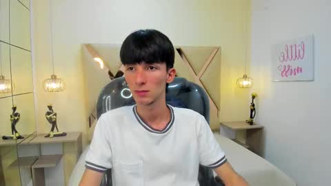 Snapshot of jake_evanss_ chatting on September 22, 3:43 am JAKE online show from September 22, 3:43 am