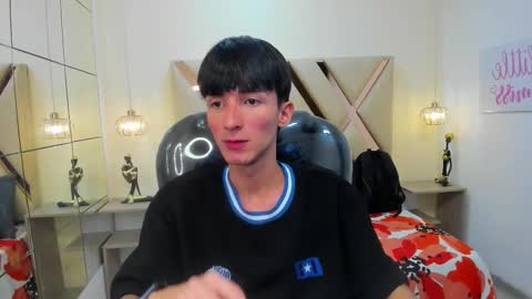 Snapshot of jake_evanss_ chatting on September 20, 5:54 am JAKE online show from September 20, 5:54 am