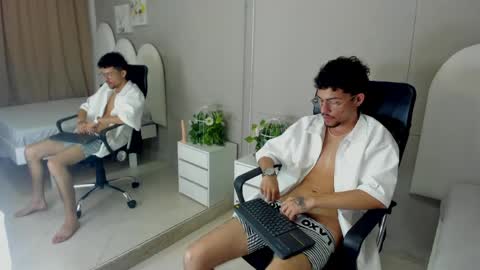Jake  online show from May 28, 9:02 pm