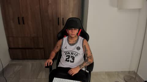 Jake Pons online show from October 24, 6:47 am