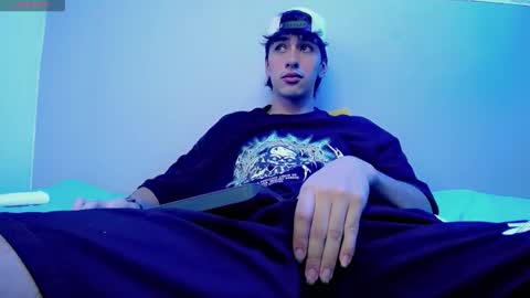 jake_tripp online show from December 19, 4:19 am