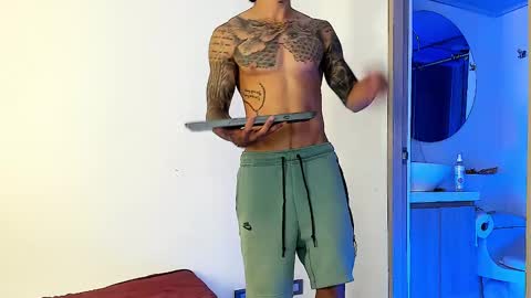 Santiago online show from February 14, 4:04 am