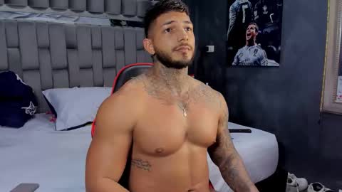 my name is sebas If you come here dont hesitate to say hello Im a guy who really likes having conversations and having hot online show from March 26, 3:17 pm