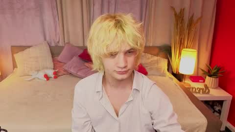 JameMiller online show from April 18, 6:37 am