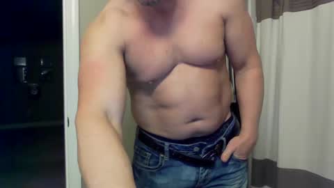 Snapshot of jamesmckendree chatting on December 16, 4:23 am jamesmckendree online show from December 16, 4:23 am