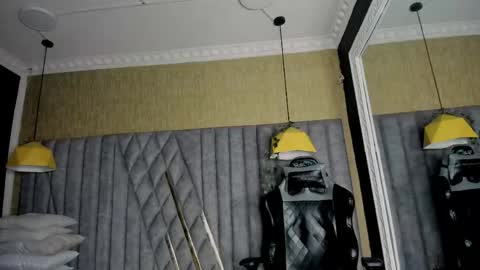 James  online show from April 21, 2:51 am