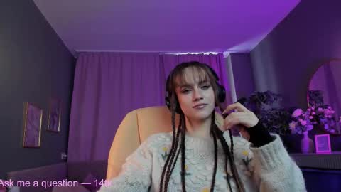 jamie_chung online show from March 8, 3:21 am