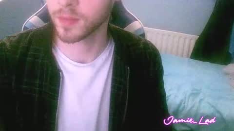 Snapshot of jamie_lad chatting on December 28, 4:09 pm Jamie online show from December 28, 4:09 pm