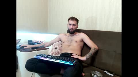 Robbie online show from February 16, 9:15 am