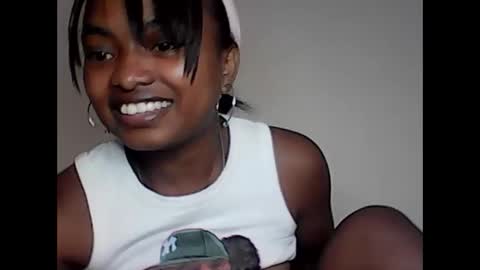 jamillah8 online show from September 15, 6:26 am