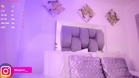 Jennifer online show from December 3, 11:38 pm