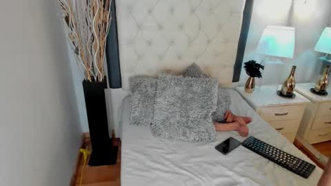  Jane  online show from October 30, 7:58 pm