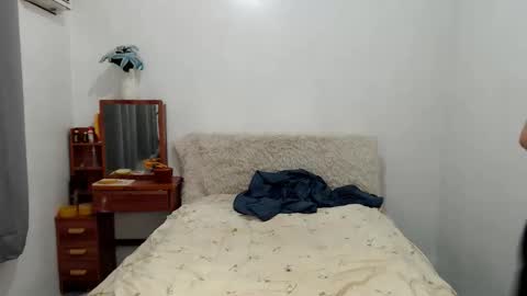 janelovers online show from February 21, 9:01 am