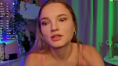 Hi Im Alice and here youll find something online show from December 1, 7:17 am