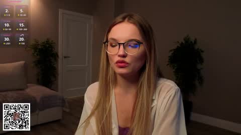 Hi Im Alice and here youll find something online show from January 7, 6:07 am