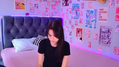 janicerivera online show from April 4, 6:31 am