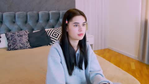 janicerivera online show from March 27, 8:26 am