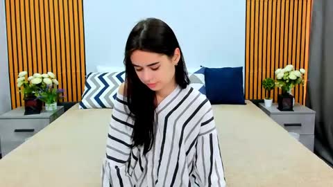 janicerivera online show from April 17, 6:05 am