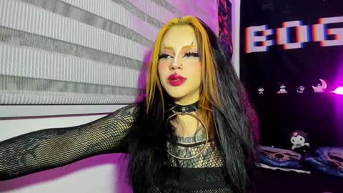 Snapshot of janna_ink chatting on February 26, 12:41 am online show from February 26, 12:41 am