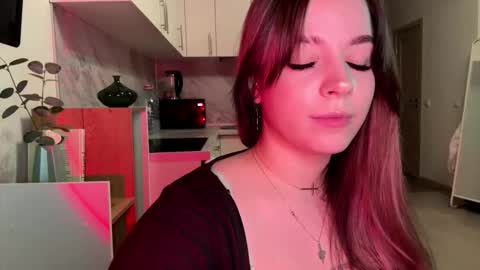 Janni online show from December 4, 8:30 pm