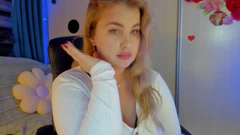 JansyLines online show from December 5, 4:38 pm