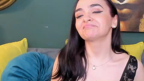 JaqulinneHot online show from April 1, 6:36 am