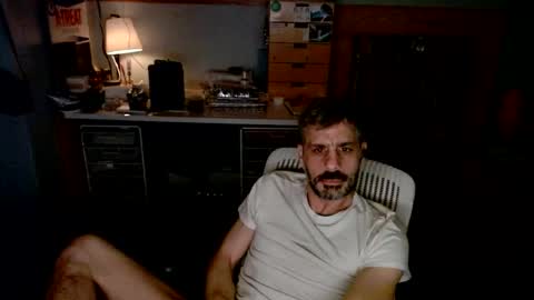 jareth_returns online show from February 25, 5:52 am