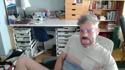 jareth_returns online show from September 21, 7:18 pm