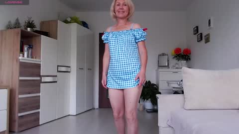 Jasmin room for people 40 online show from September 16, 8:50 am