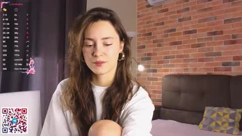 Chloe online show from September 21, 6:06 am