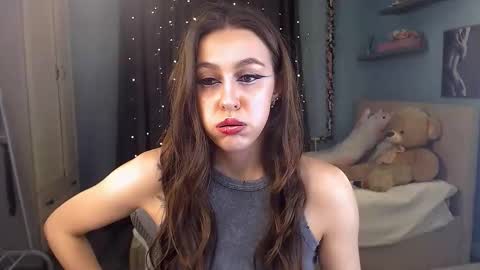 Snapshot of jasmine_doll_ chatting on October 8, 7:53 pm Jasmine online show from October 8, 7:53 pm