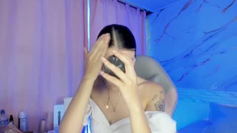 Jas online show from February 5, 6:26 pm