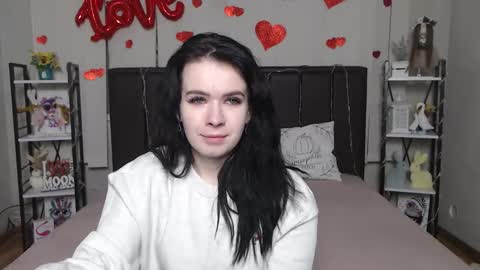 JasmineKouch online show from February 5, 7:34 am