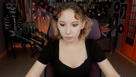 Snapshot of jasminemilko chatting on October 22, 5:21 am Jasmine online show from October 22, 5:21 am