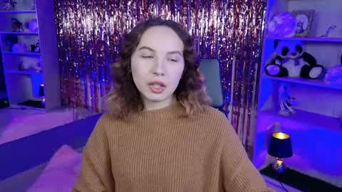 Jasmine online show from April 13, 5:11 am