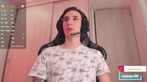 Snapshot of jasper__thompson chatting on October 30, 8:26 am jasper__thompson online show from October 30, 8:26 am