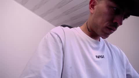 JKing  online show from April 14, 4:10 pm