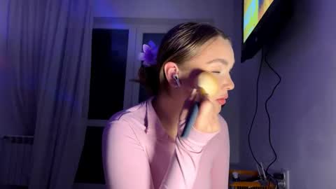 Ginny online show from December 17, 5:41 pm