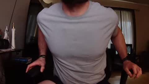 jaxjohnson12 online show from April 4, 1:07 pm