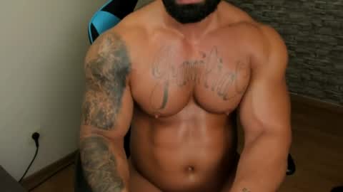 JaxonHunk online show from May 10, 8:37 pm