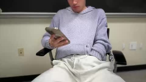 jaxsongray77 online show from April 28, 2:27 am