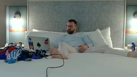 Snapshot of jaxxxspade chatting on December 2, 1:29 am Jaxxx Spade online show from December 2, 1:29 am