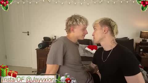 THE HOUSE online show from December 19, 3:40 pm