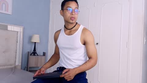 Jayden Morris online show from November 2, 6:30 pm