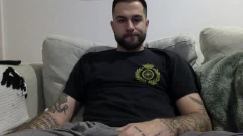 jayg333 online show from December 2, 12:53 am