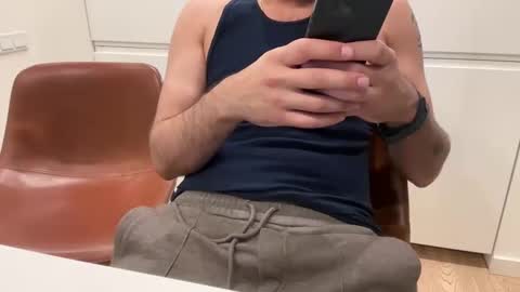 Snapshot of jayr640 chatting on October 22, 7:59 pm SilentScorpio online show from October 22, 7:59 pm