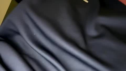 jaysmallzee123 online show from April 17, 5:43 am