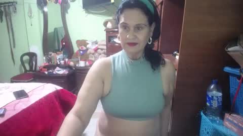 jazmim online show from November 9, 2:42 pm