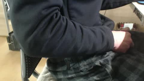 jc200000 online show from February 4, 5:34 pm